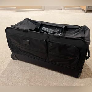 TUMI Large Wheeled split duffel